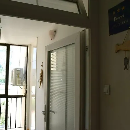 Διαμέρισμα Newly Renovated 